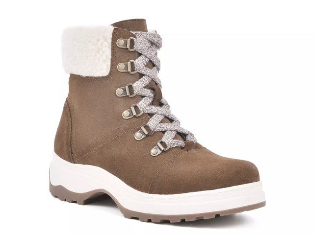 White mountain on sale boots dsw