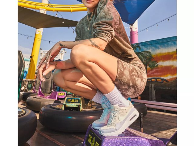 Dsw womens nike sneakers shop