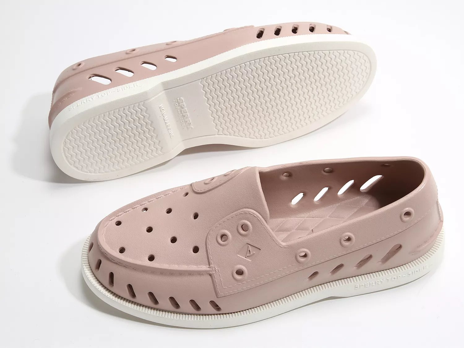 sperry float boat shoes