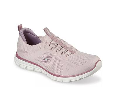 White hotsell skechers women