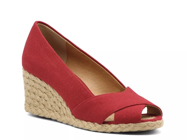 Adrienne Vittadini Bailee Espadrille Wedge Pump