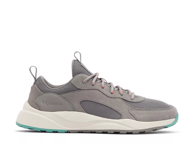 columbia women's pivot hiking shoe
