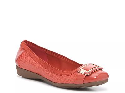 Dsw flat hot sale