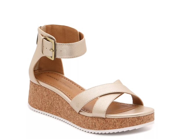 Tan sandals dsw hot sale