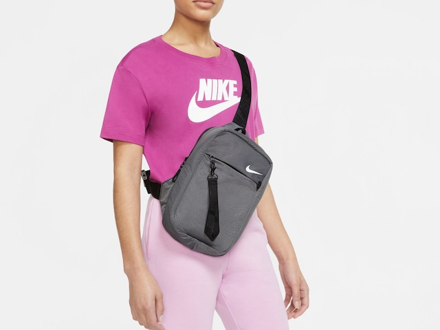 Nike Sportswear Essential Crossbody Bag | DSW