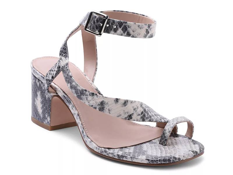 Bcbgeneration ilsie block hot sale heel sandal