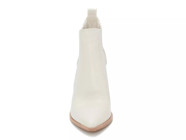 vince camuto gabeena bootie