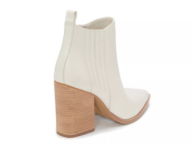 vince camuto gabeena bootie