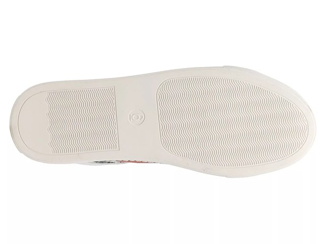 kalinda sneaker