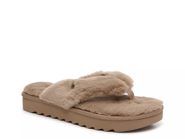 Dsw ugg fluff yeah best sale