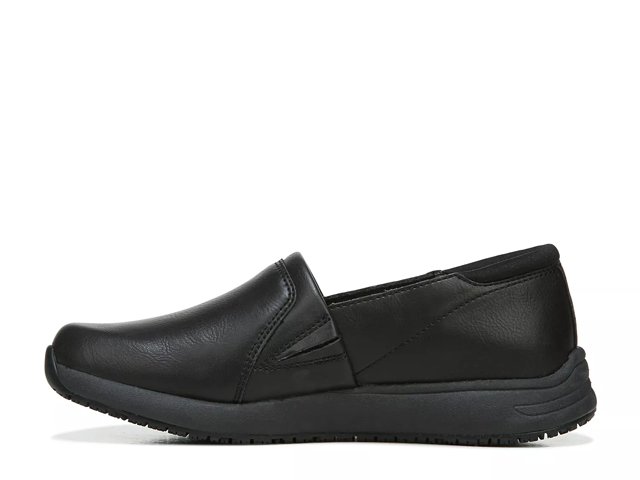 Dr scholls hotsell shoes non slip