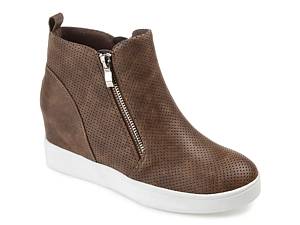 Women's high top sneakers best sale wide width