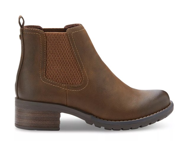 eastland jasmine chelsea boot