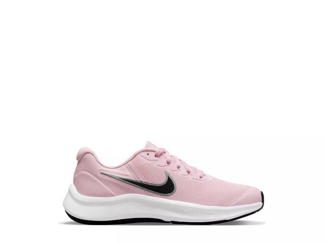 Pink nike star discount runner