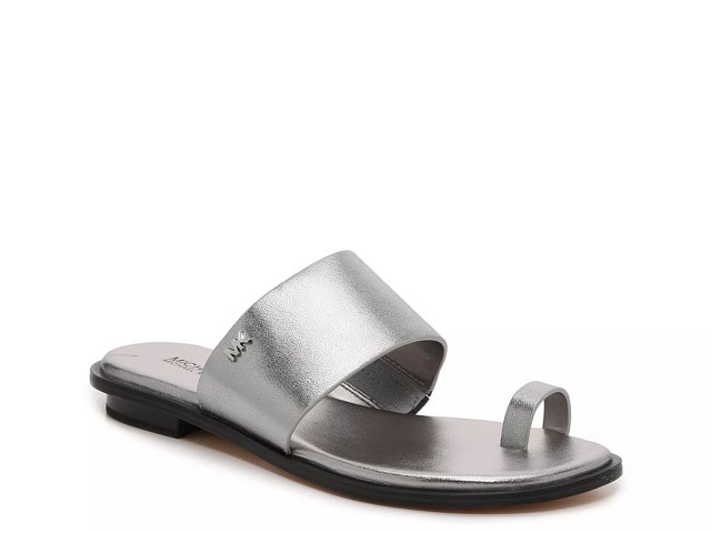 Michael kors shop flip flops dsw