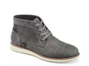 Light grey best sale chukka boots