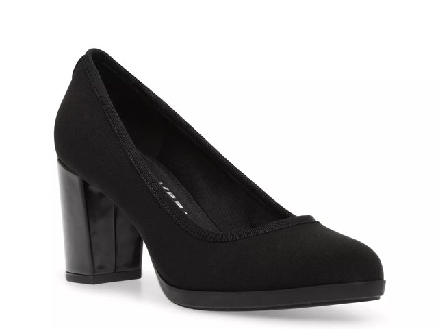 Anne klein shop wide shoes