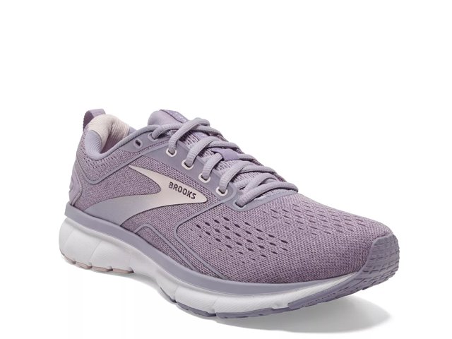 Brooks at dsw outlet
