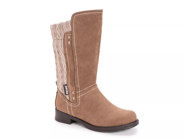 Dsw store muk luks