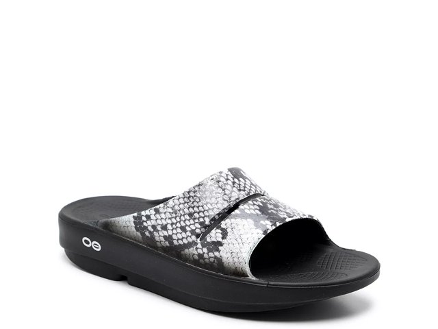Oofos at dsw clearance