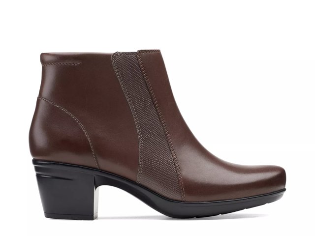 clarks emslie newport
