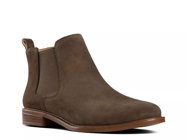 Clarks womens chelsea boots cheap