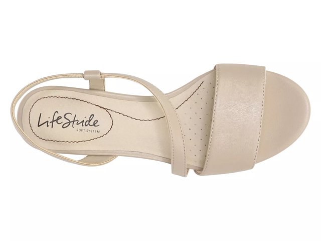 Lifestride soft system wedge clearance