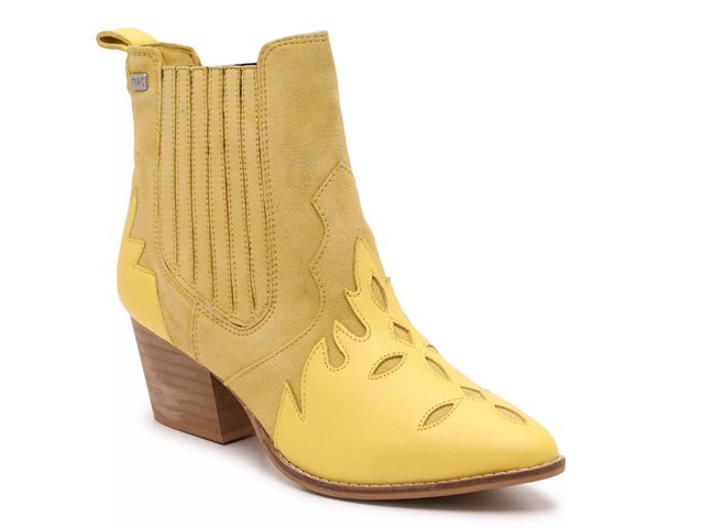 Dsw on sales cloud womens