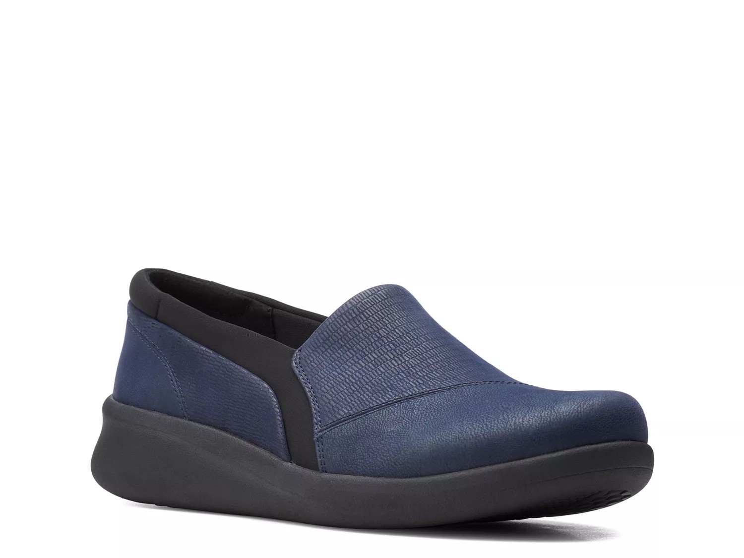 clarks cloudsteppers wide width