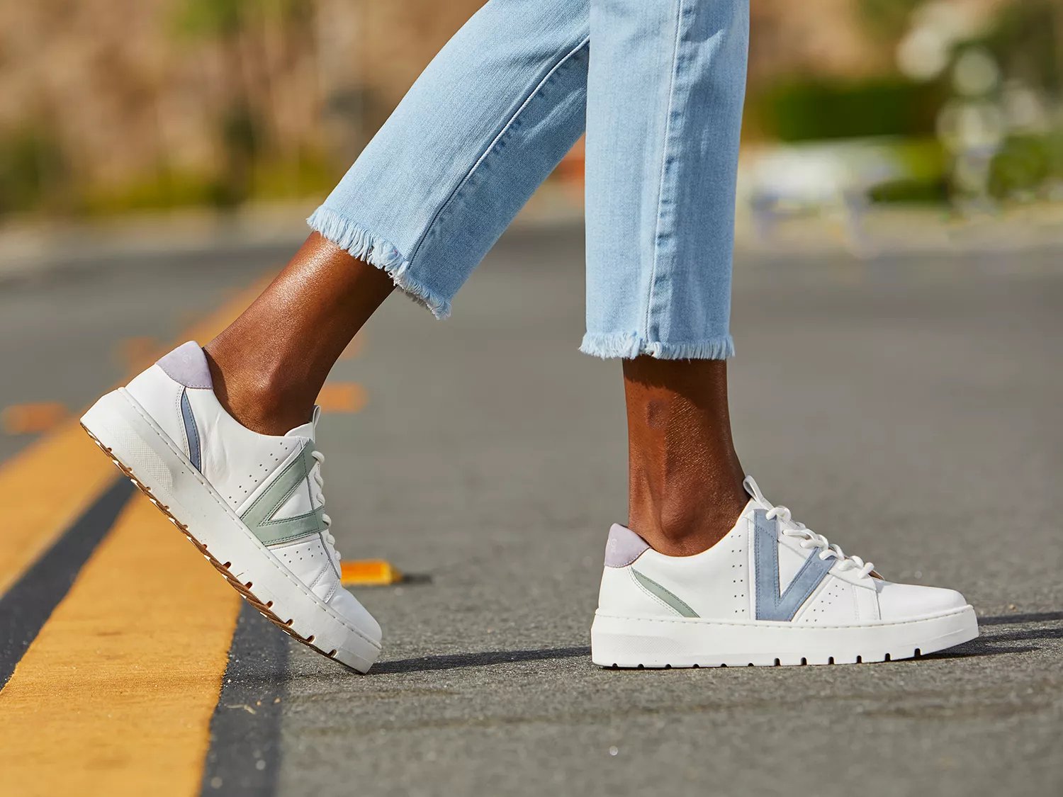 simasa vionic sneaker
