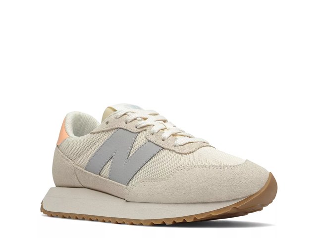 New balance at dsw online