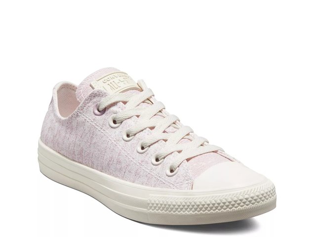 Chuck store taylors dsw