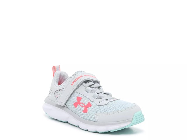 Dsw under best sale armour sneakers