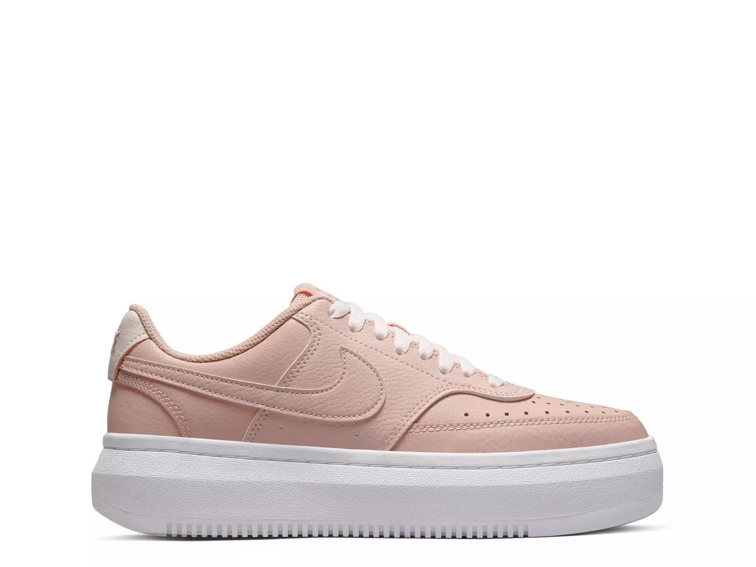 Nike women's store sneakers dsw