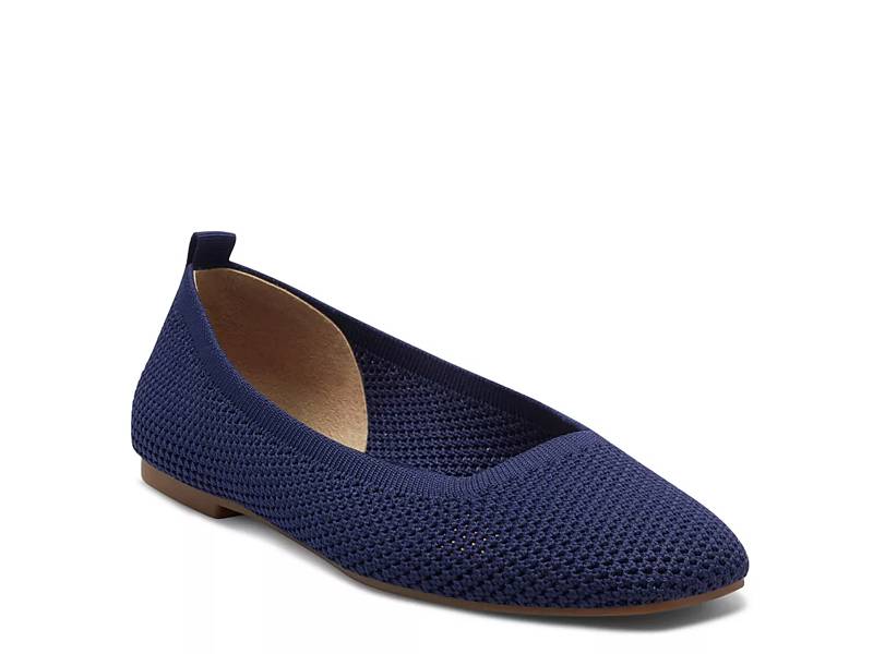 Lucky brand square online toe flats