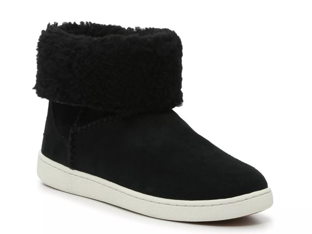 Dsw black uggs hotsell