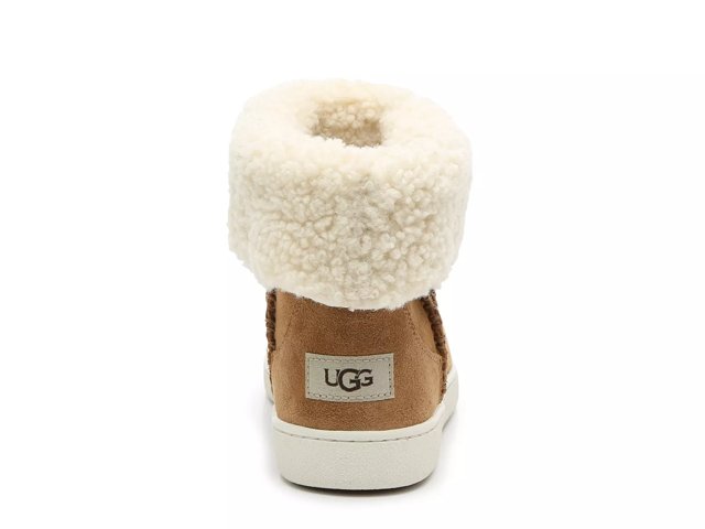 Mika classic ugg sneaker deals