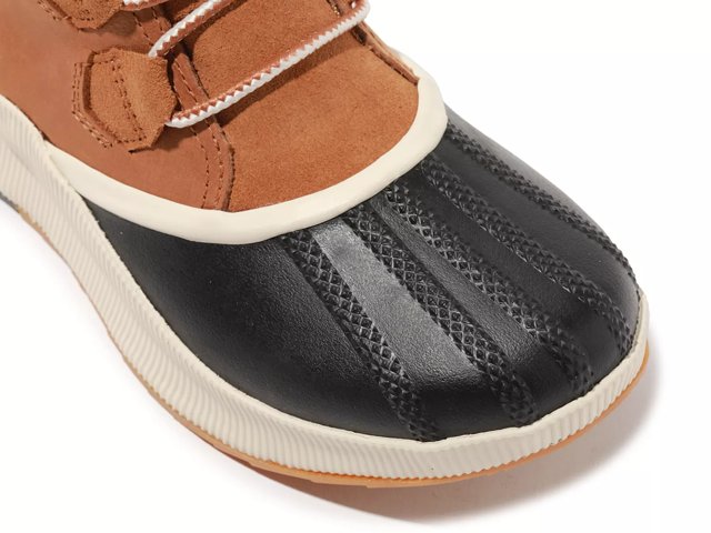 SOREL Out N About III Duck Boot