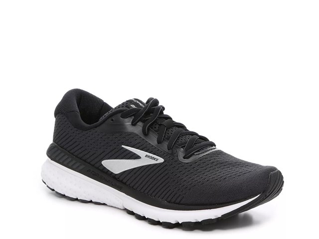 Brooks dsw top