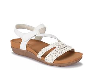 Bare traps store flip flop sandals