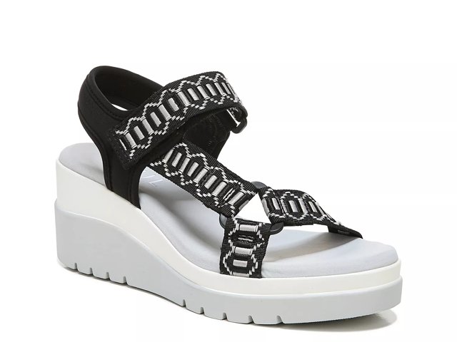 Naturalizer sandals shop dsw