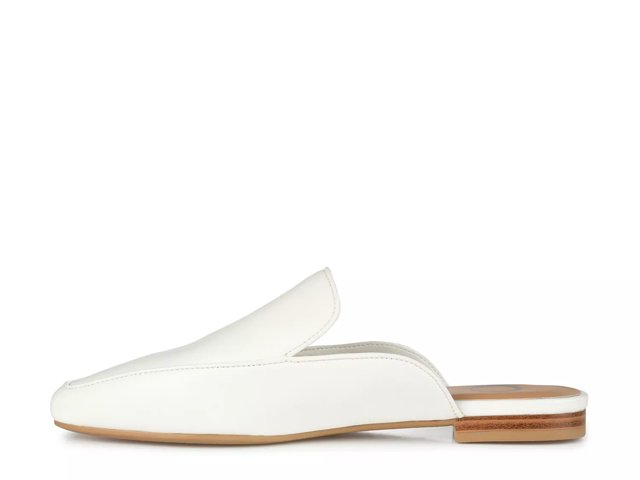 Journee Collection Akza Mule