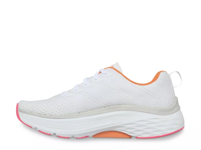 athletic shoes with arch support and cushioning