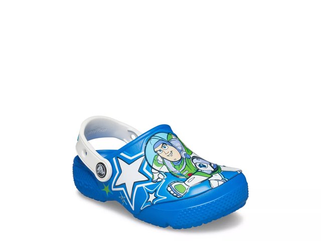 Kids crocs hot sale size 11