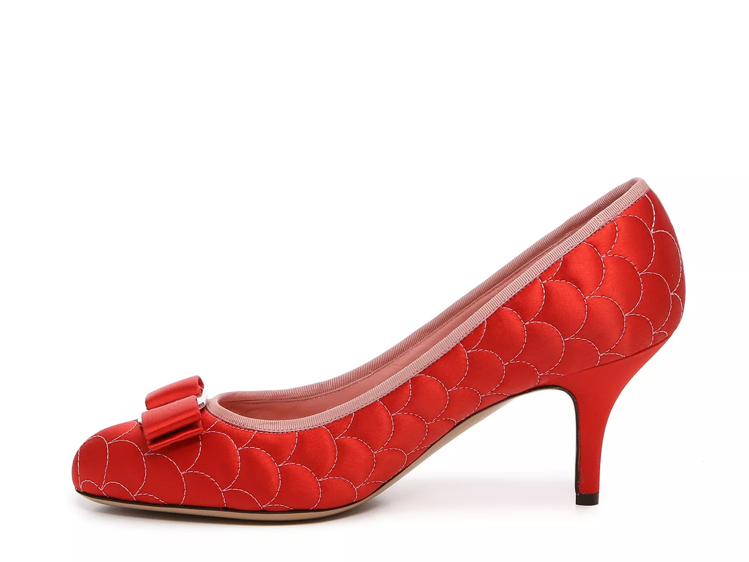 carla pump ferragamo