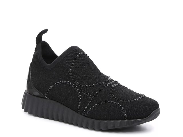 Dsw womens hotsell slip on sneakers