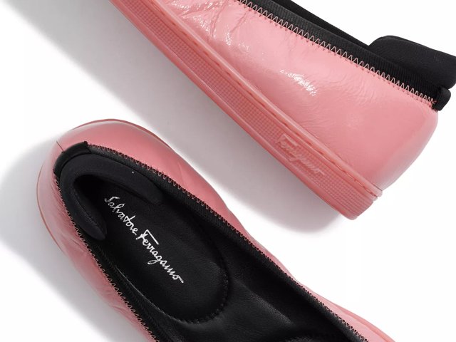 ferragamo savina flats