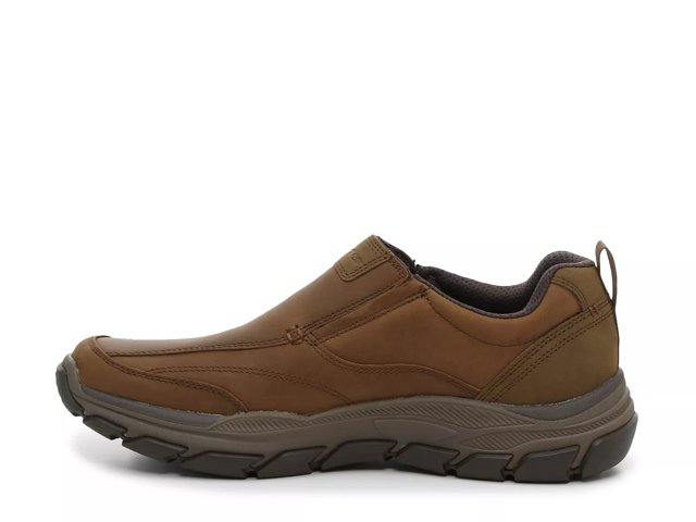 Skechers relaxed fit brown online