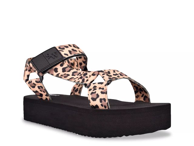 Nine West Camping 2 Platform Sandal