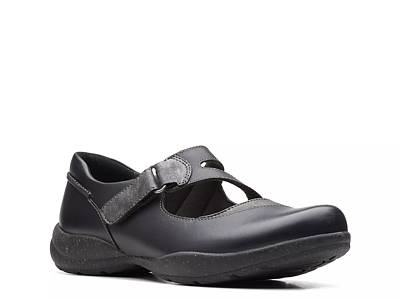 Clarks mary jane on sale shoe